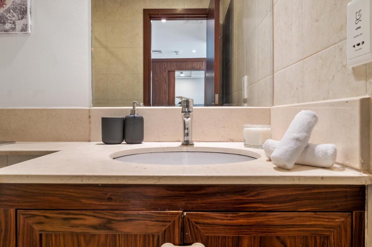 Chic And Zen Apartment, Near Burj Khalifa Tower Dubai Dış mekan fotoğraf